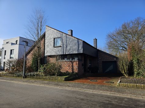 Wunderschönes Einfamilienhaus im Philosophenviertel zu verkaufen, 49661 Cloppenburg, Haus